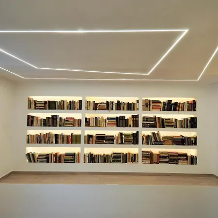 Appartamento Biblioteca De Lujo En El Centro Historico De *