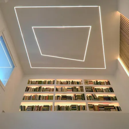 Biblioteca De Lujo En El Centro Historico De Appartement